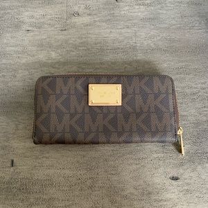 SOLD - Authentic Brown Michael Kors wallet